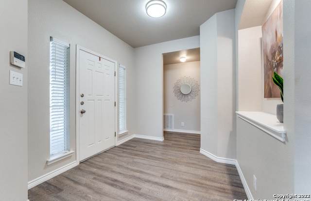 9310 ASPEN OAK Gallery 4
