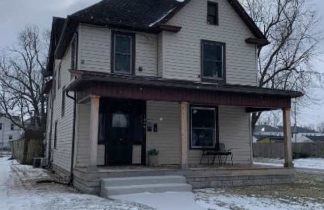 1206 Columbia Avenue - 2 photos photos