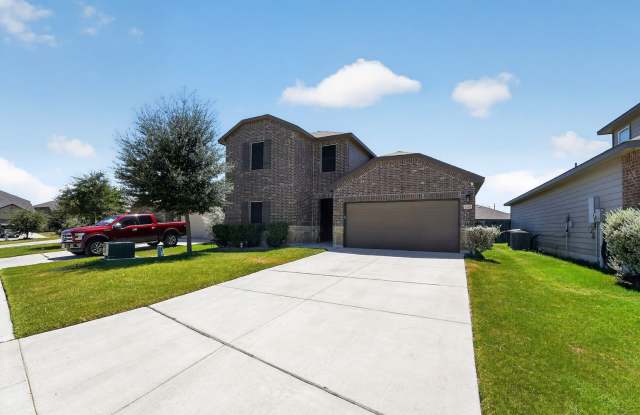 Spacious 4-Bedroom Avery Park Home with Fireplace & Upstairs Game Room photos photos Spacious 4-Bedroom Avery Park Home with Fireplace & Upstairs Game Room photos photos
