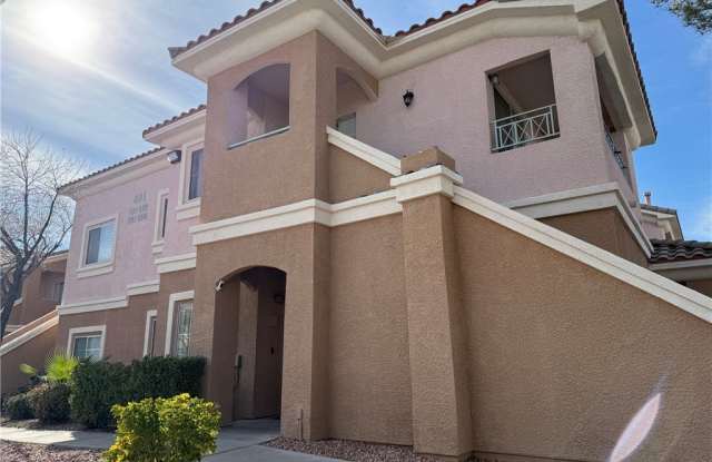 401 Amber Pine Street photos photos