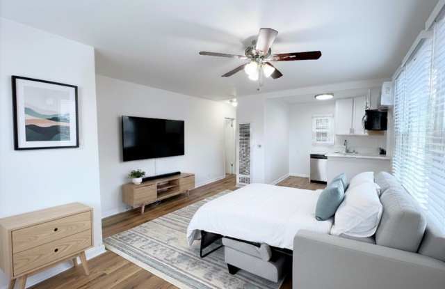 6201 Fountain Ave. photos photos