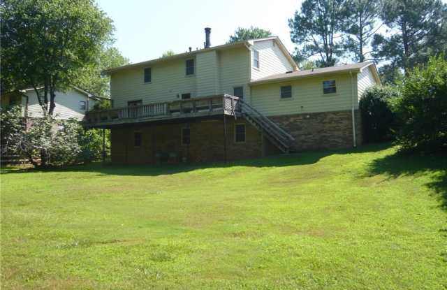 5154 Trumbull Court Gallery 2