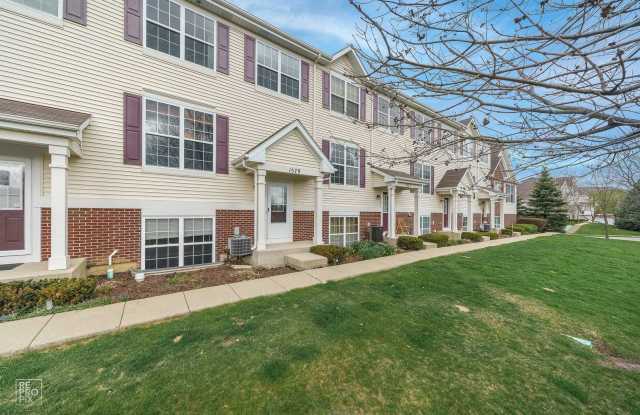 Very Nice and Spacious 2 Bedroom / 2.5 Bath Townhome located in Heron Bay subdivision! photos photos