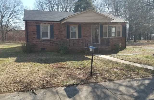 3- Bedroom  1- Bath photos photos