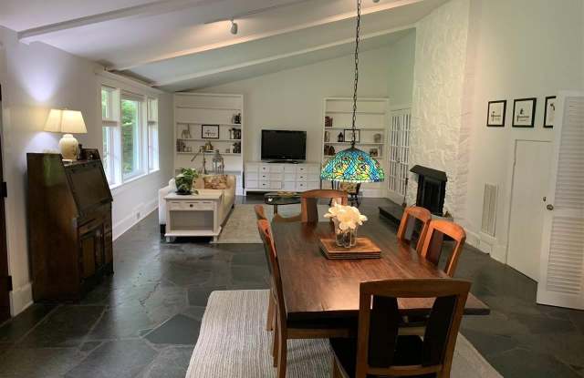 1857 WESTVIEW RD Gallery 2