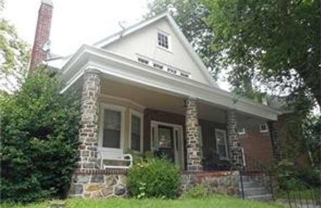 2607 N. Franklin Street Apartment 2 Gallery 3