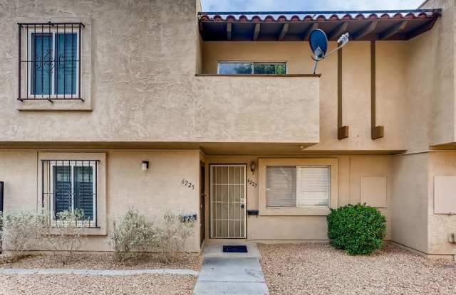 ADORABLE TOWN HOME with BALCONY and a GREAT SIZE PATIO/"BACKYARD" photos photos ADORABLE TOWN HOME with BALCONY and a GREAT SIZE PATIO/"BACKYARD" photos photos