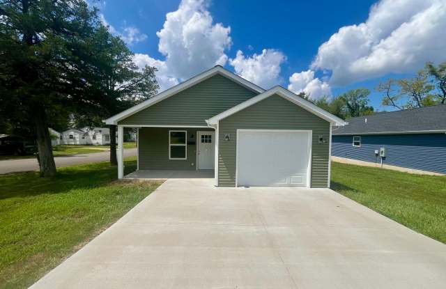 3 Bedrooms | 2 Bathrooms | 1 Car Garage photos photos