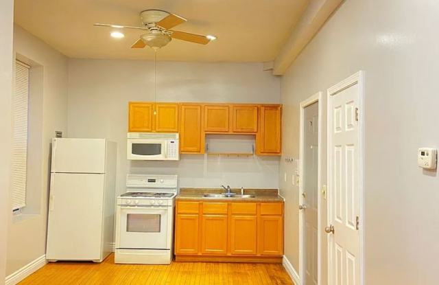 1523 W 18th St photos photos