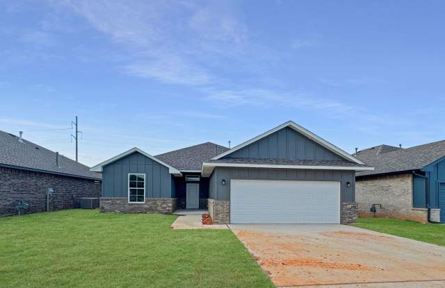 Beautiful 3-Bedroom Home in Council Ridge – Deer Creek Schools! photos photos