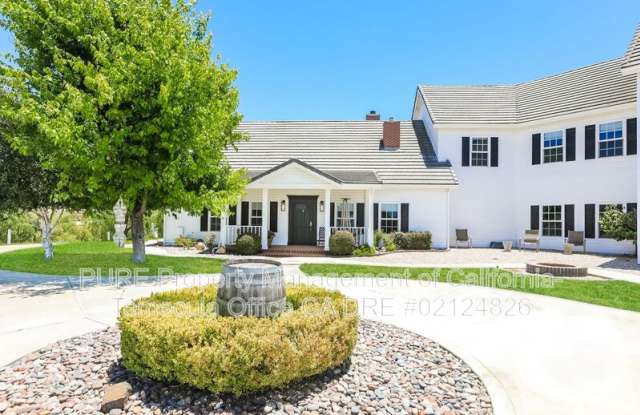 36475 Avenida La Cresta Gallery 4