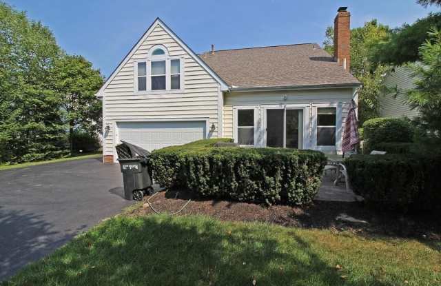 225 Stamford Drive Gallery 3