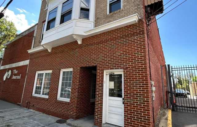 213 W KING Street photos photos 213 W KING Street photos photos