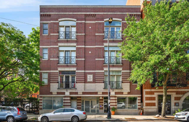 1347 W Washington Boulevard photos photos