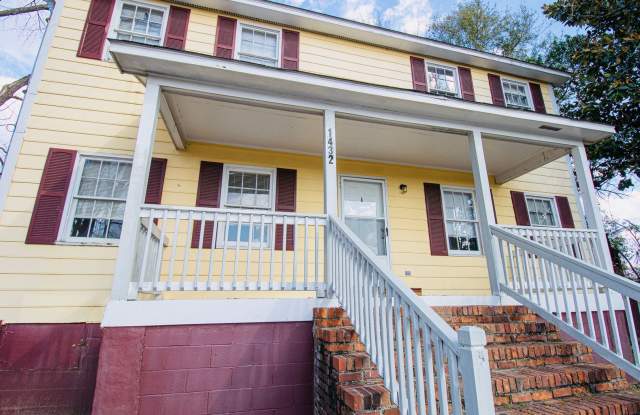 Charming 2 Bedroom Duplex in Downtown Columbia! - 1432 Lincoln Street, Columbia, SC 29201 Charming 2 Bedroom Duplex in Downtown Columbia! - 1432 Lincoln Street, Columbia, SC 29201