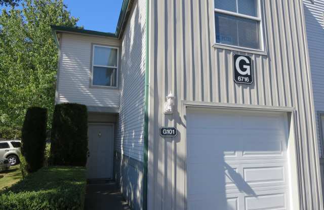 Quiet and peaceful Condo in Kent - 6716 South 238th Place, Kent, WA 98032