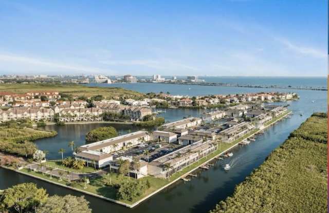 8811 Bay Pointe Drive Gallery 3