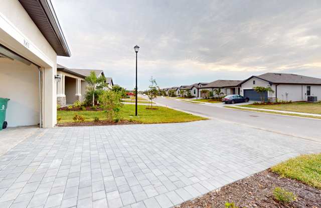 1505 Saddlewood Cir Gallery 4