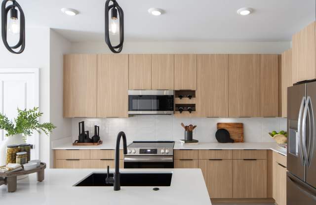 Aventon Moorefield photos photos