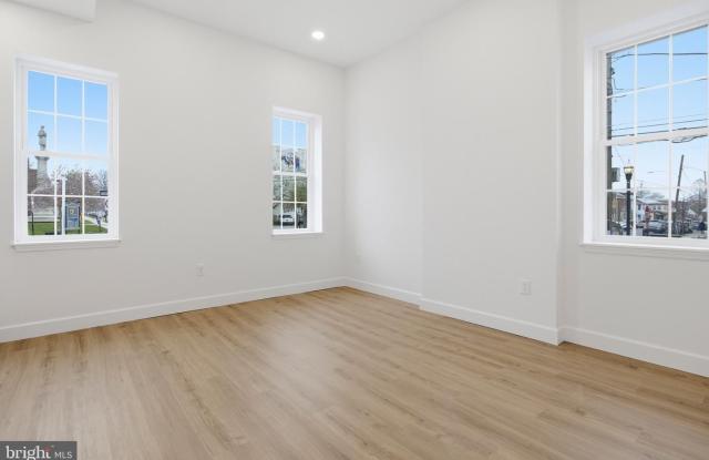 100 W FRONT ST #1A Gallery 3