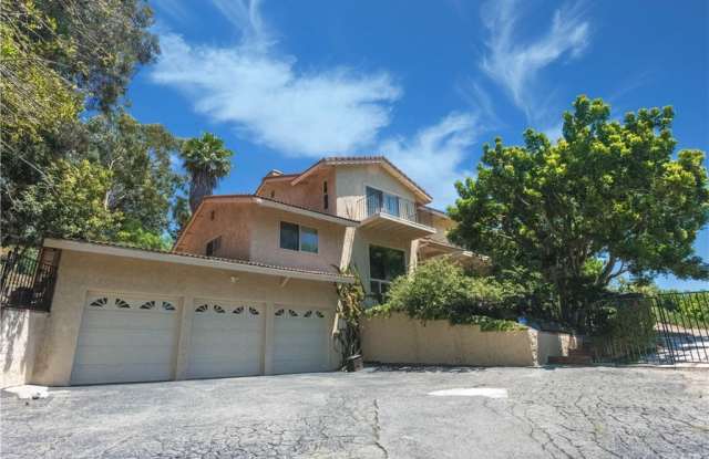 6134 Busch Drive - 6134 Busch Drive, Malibu, CA 90265