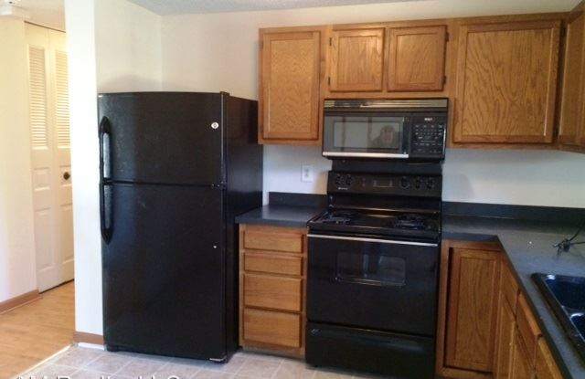 8110 Stem Court Gallery 3