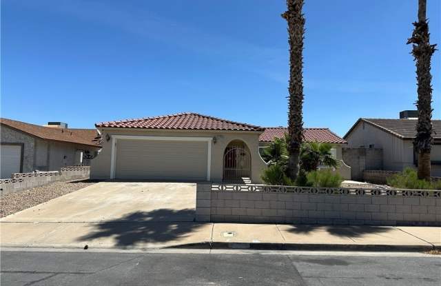 260 Village Court photos photos