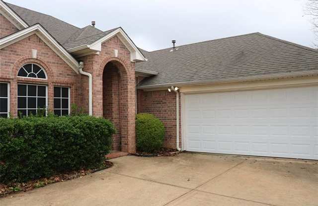 6207 Parkside Drive Gallery 4