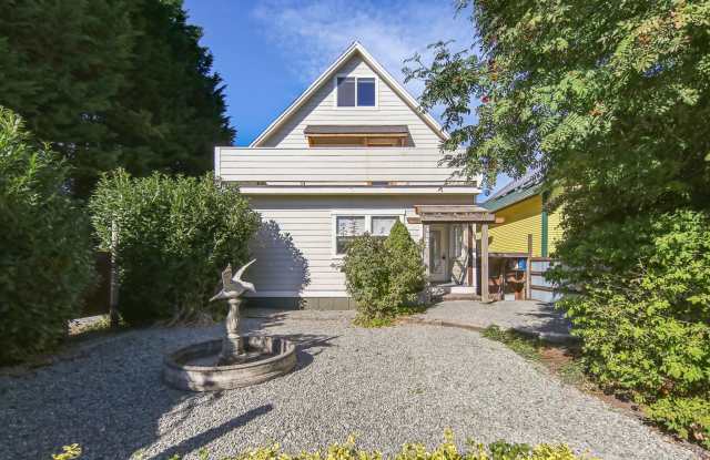 1042 South Elmgrove Street photos photos