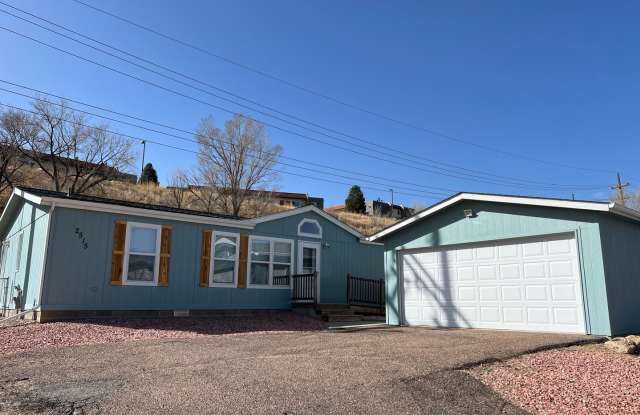 3 Bedroom Westside Home photos photos