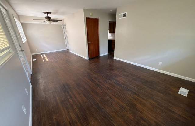 Welcome home to this charming 3-bedroom, 1-bath Gallery 4