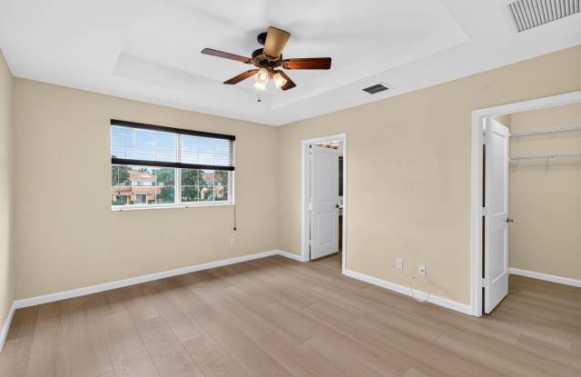 7449 Sarentino Lane Gallery 4