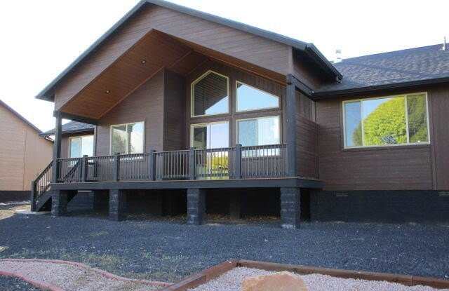 1221 N Bison Golf Court Gallery 4