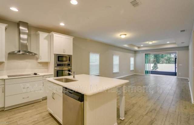 2179 Eagle Talon Circle - 2179 Eagle Talon Circle, Fleming Island, FL 32003