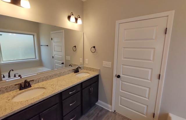 153 Santa Maria Drive Northeast Gallery 4