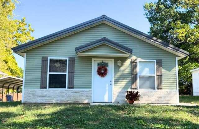 716 N Adams Street photos photos