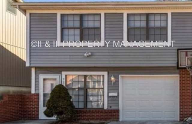 9217 Central St photos photos