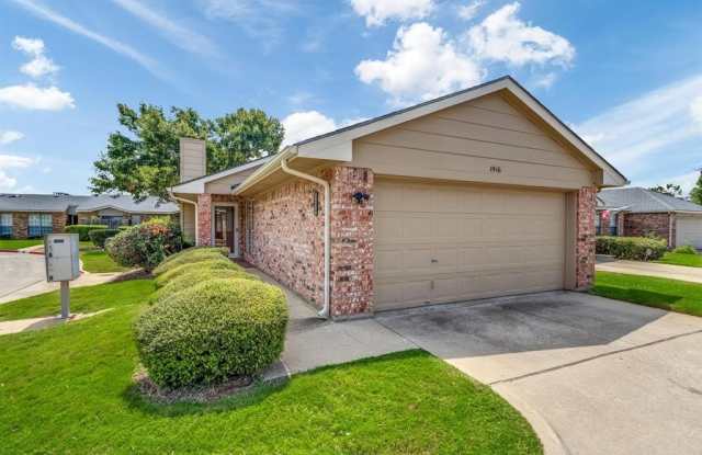 1916 Maplewood Trail - 1916 Maplewood Trail, Colleyville, TX 76034