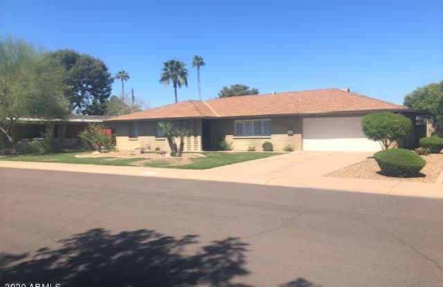 8350 E CHEERY LYNN Road - 8350 East Cheery Lynn Road, Scottsdale, AZ 85251