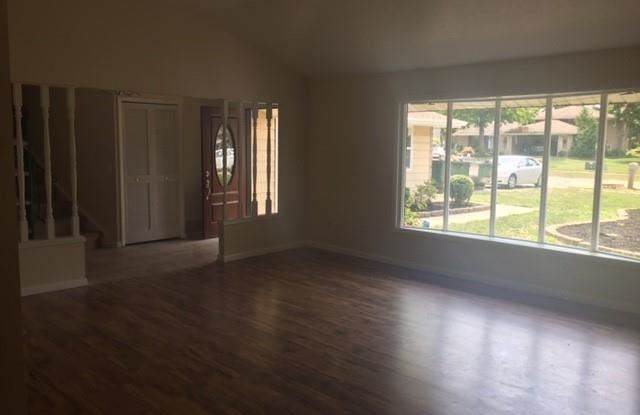 20738 parkwood ln, Gallery 3