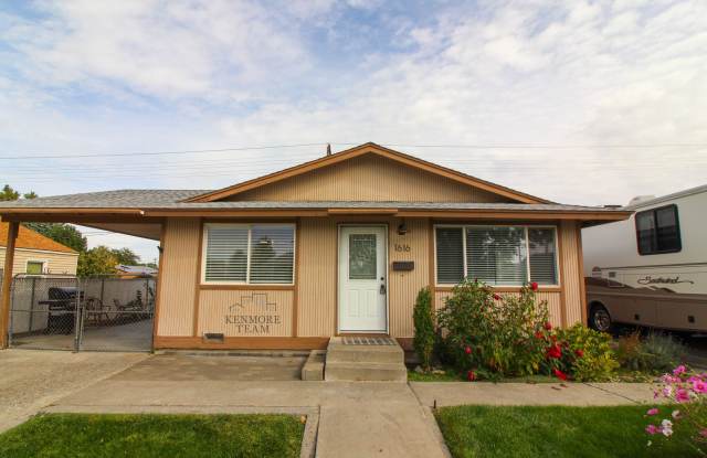 3 Bedroom, 1.5 Bathroom House in Central Richland Gallery 1