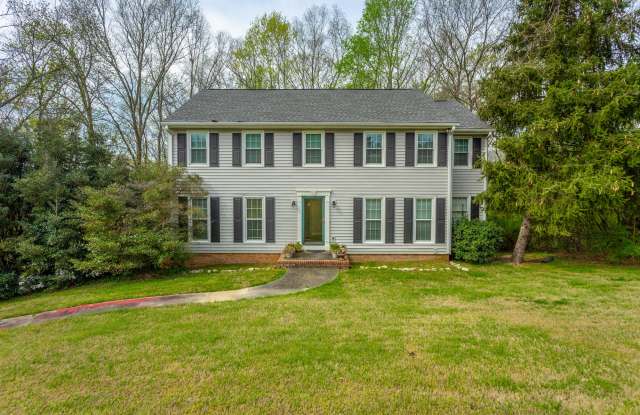 2021 Southview Dr - 2021 Southview Drive, Dalton, GA 30720