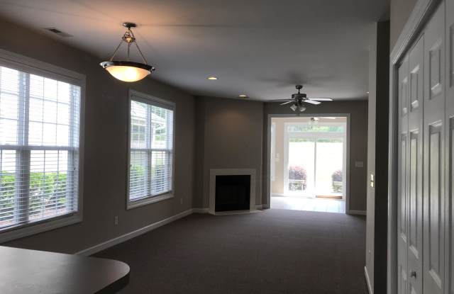 539 A Village Green Drive Unit A Gallery 4