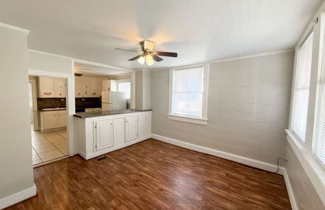 913 Pine St photos photos