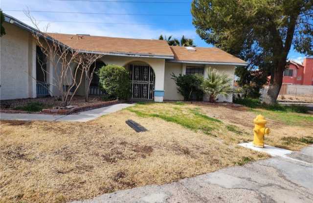 1823 Niblick Circle photos photos