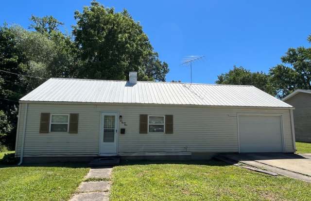 Two Bedroom Ranch Home photos photos