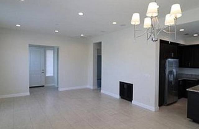 15741 Ryon Avenue Gallery 2