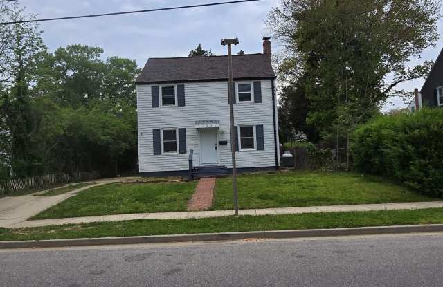 21676 N ESSEX Drive Gallery 2
