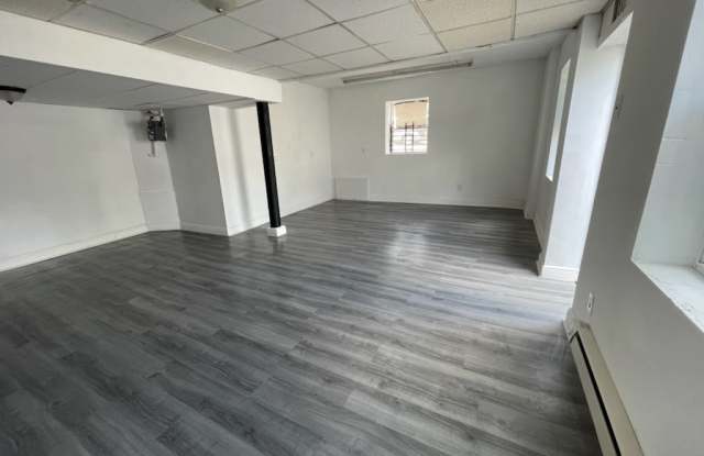 546 E Tulpehocken St Gallery 3