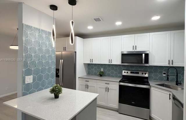 2041 NW 81st Avenue photos photos 2041 NW 81st Avenue photos photos